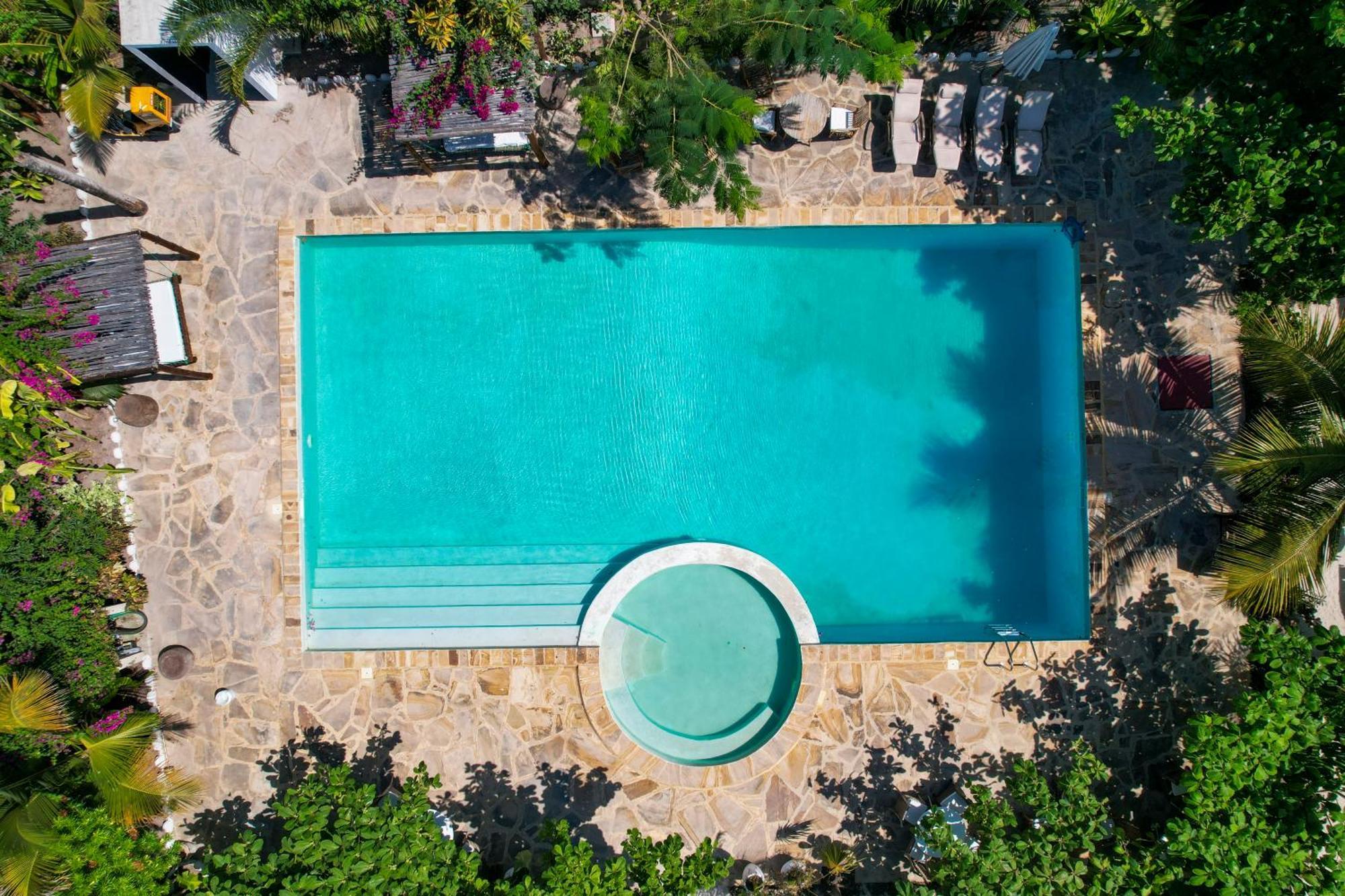 Tropical Boutique Hotel & Resto Pingwe Exteriör bild